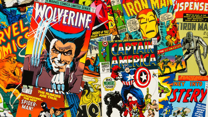 Serietidningsomslag med olika superhjältar.