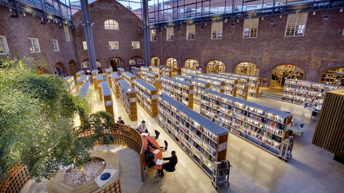 Biblioteket på Kungliga tekniska högskolan i stockholm